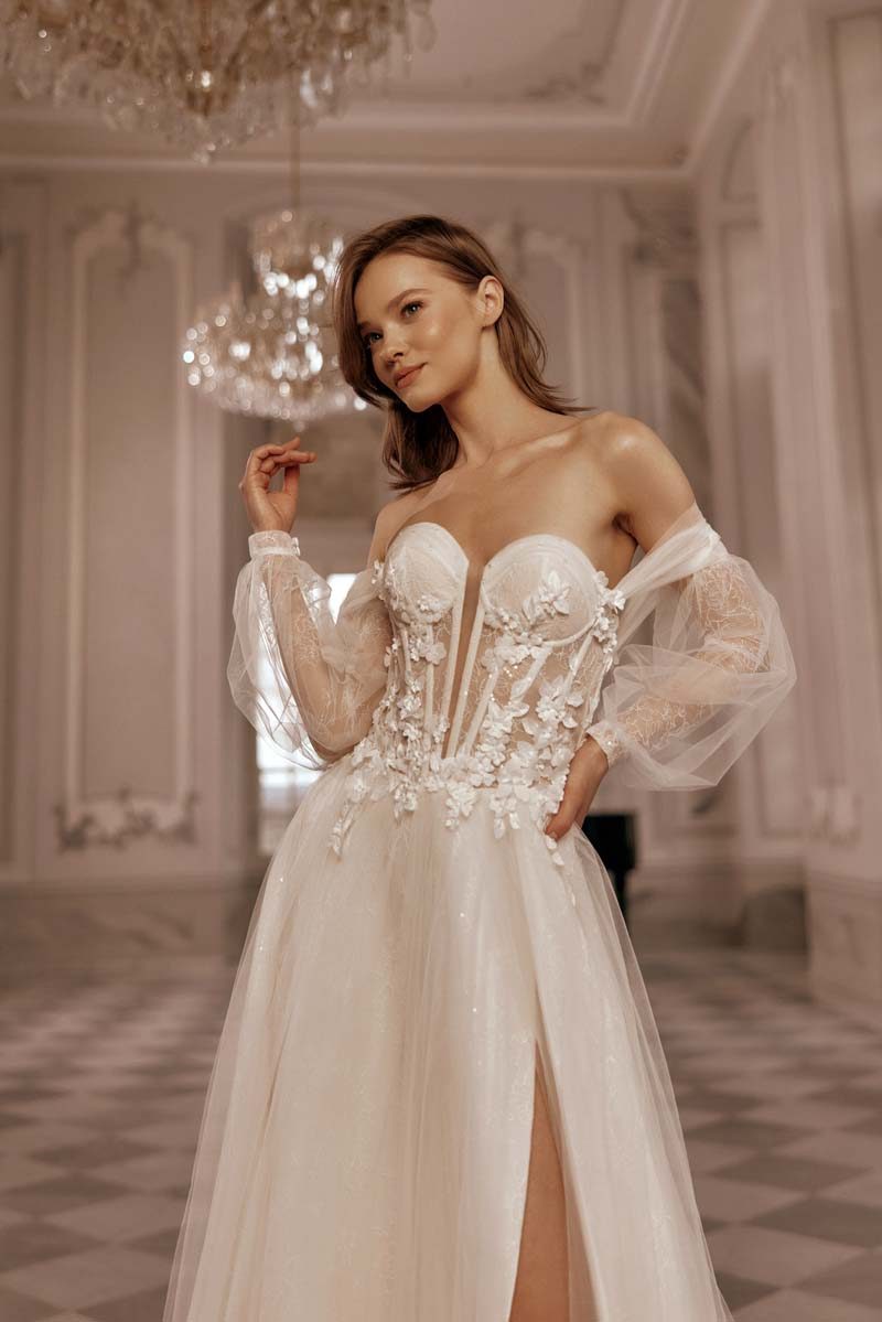 Dettaglio del corpetto bustier dell’abito da sposa MiaLavi modello 2548